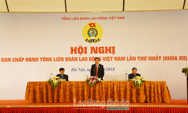 dong chi bui van cuong tai dac cu chuc chu tich tong lien doan lao dong viet nam