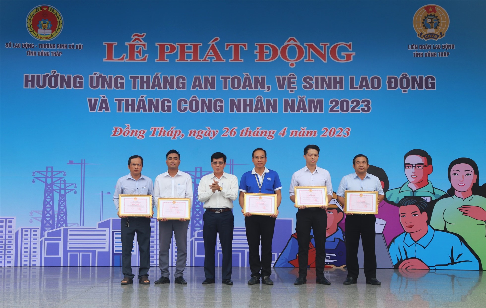 dong20thap20-2